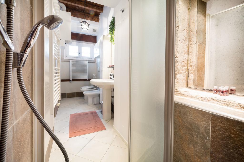 Ve.N.I.Ce Cera Casa Santo Stefano Apartment Venice Exterior photo